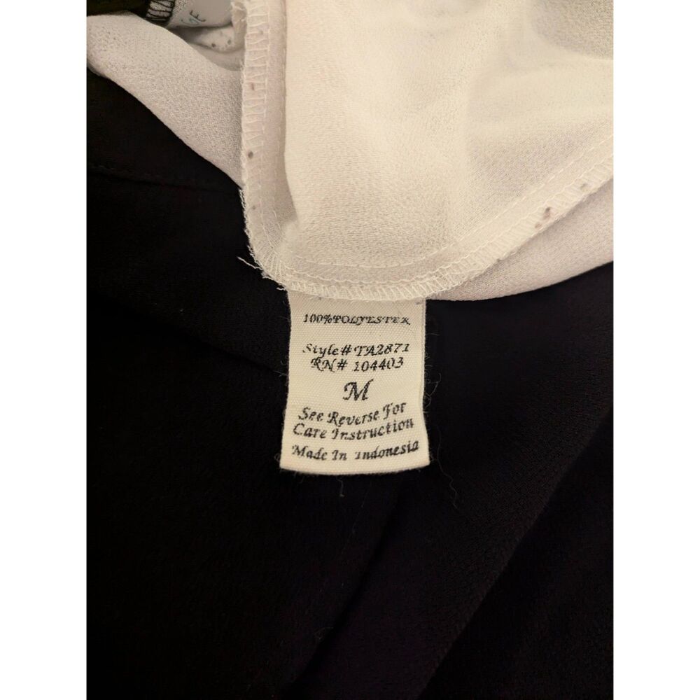 Edge Button-Up Tank, Size M - Picture 3 of 5